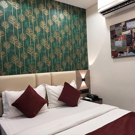 Hotel Paris Plaza Ahmedabad Luaran gambar